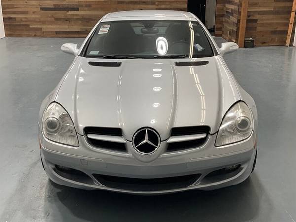 2006 Mercedes-Benz SLK-Class  SLK 350 2dr Convertible / 3.0L V6 / Leat - $10,500 (M&M Investment Cars - Gladstone)63617305354625124