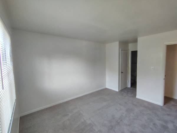 $1041.00 / 2br - 840ft2 - No Rent for September 2 Bed/1.5 Bath Apartment in Lynchburg, VA - Avai63851967788801122