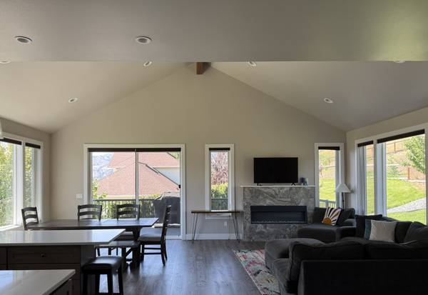 $2,950 / 3br - 2974ft2 - Espaciosa casa amueblada en Manson disponible ahora hasta junio (Manson)63872425603457121