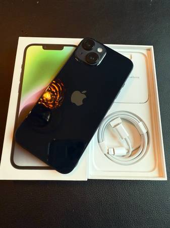 iPhone 14 - $480 (Manhattan)63470648409473120