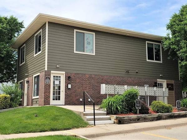 $1,265 / 2br - 920ft2 - Pet friendly, fitness center, playground, washer/dryer, BBQ area+more63897405139971120