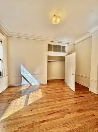 $1,925 Elegante, soleado, amplio estudio con comedor en edificio clásico de SF (lower nob hill)63836554171651122
