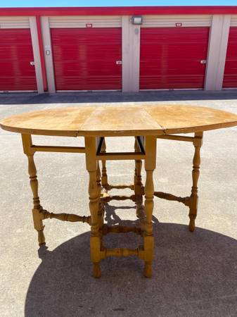 Restoration food down table 1