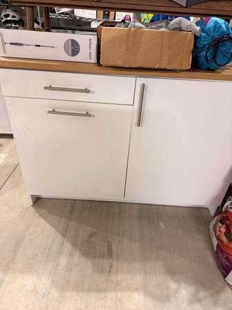 White storage cabinet 1