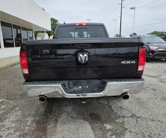 2019 Ram 1500 Classic Big Horn 4WD Hemi - $17,990 (4425 E 11th St Tulsa)63470242831105123