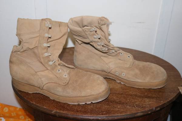 Botas del ejército talla 11.5R, estado excelente - $60 (Olympia)63435982106627121