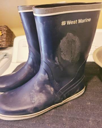 Rubber boots 1