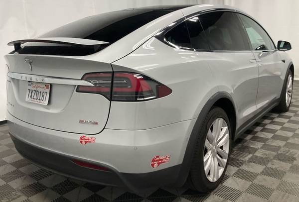 2017 Tesla Model X P100D Carga Rápida Ilimitada Gratis AP Mejorado 2016 - $34,990 (dublin / pleasanton / livermore)63654702994563122