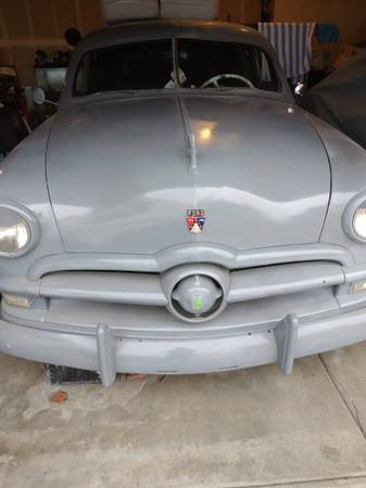 Ford 1950 Sedan 1