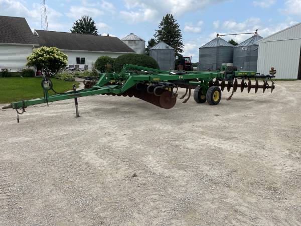 John Deere 510 Ripper 1