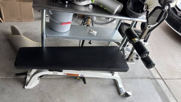TuffStuff Hoist white bench with leg developer 1