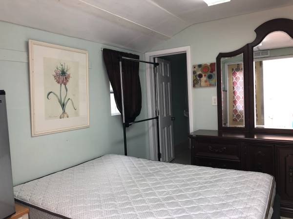 $850 / 1br - efficiency $850 / month63825138951425122