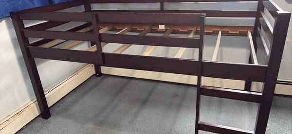 Loft bed 1
