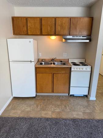 $844 / 380ft2 - Traslado sin esfuerzo, cerca del campo de golf Patty Jewett (Knob Hill)63658230882435122