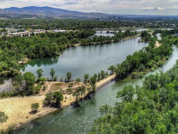$1,420 / 2br - 766ft2 - Access to Boise River and Greenbelt, Pet Friendly Community (Boise, ID)64003312952962124