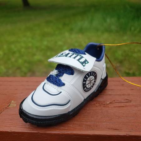 2002 Seattle Mariners Baseball Cleat Hanging Ornament 1