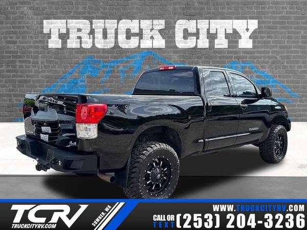 Camioneta Toyota Tundra Grade doble cabina elevada del 2010 - $17,999 (Sumner, WA)63469889962881122
