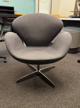 Pori Occasional Chair 1