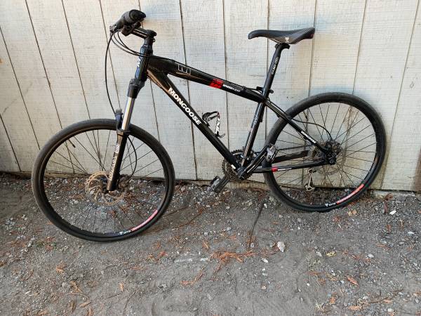 Mongoose Amasa mountain bike 1