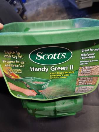 Scott's hand held spreader 1