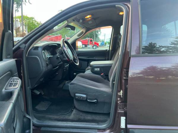 2005 RAM 2500 4x4 - Photo 10