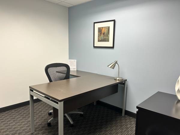 Office Space Available – Act Now 1