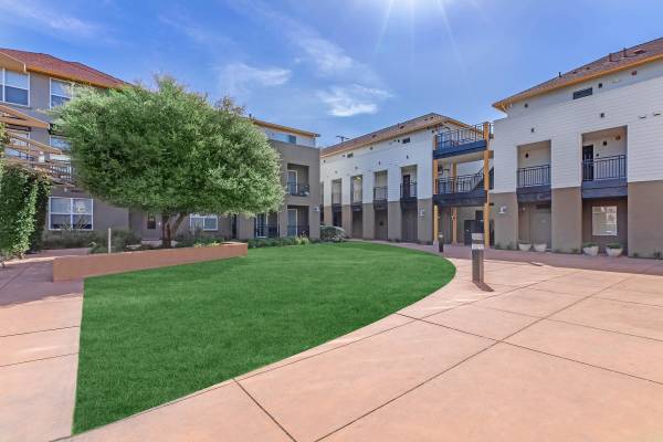 1 BD, Vertical Blinds, In El Cerrito 1