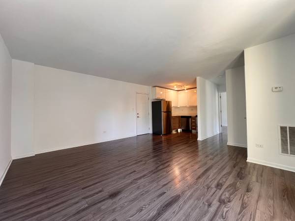 $1,725 / 1br - Charming 1-Bedroom Apartment in Uptown – Available Now (Uptown)64041811442818122