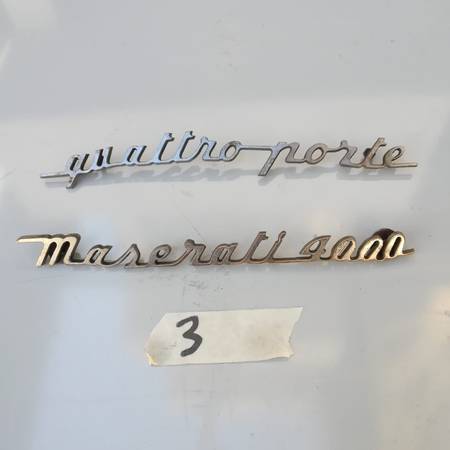 Emblem Maserati Quattroporte 4000 1