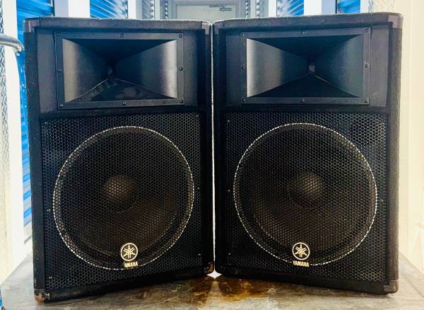Yamaha  15” PA DJ Speaker Cabinets 1