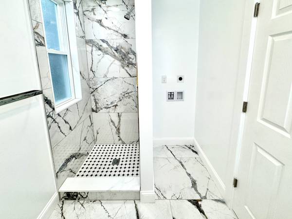 $1,500 / 4br - Mission Hill Room in 4 Bed/2 Bath | No Pets | Near Mission Park (Mission Hill)63620219491329124