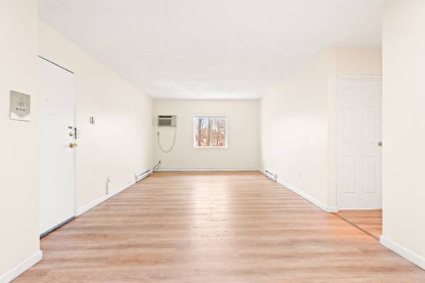 $1,950 / 1br - 650ft2 - 1 bed at 77 Arlington (Framingham)63996407775747123
