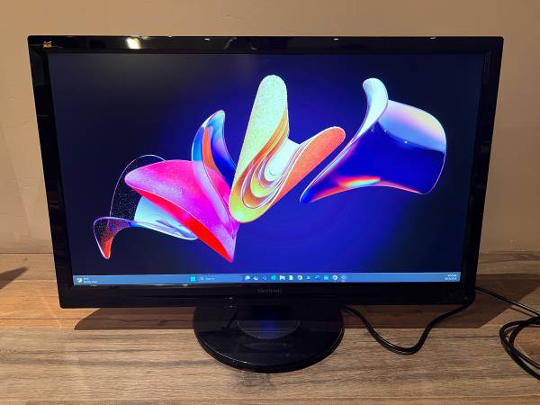 ViewSonic 27” Widescreen Full HD Computer Monitor 1