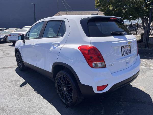 2018 Chevrolet Chevy Trax LS 4dr Crossover w/1LS - $12,995 (+ Main Street Auto)63616853945731123