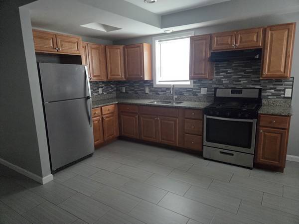 Apartment For Rent 1