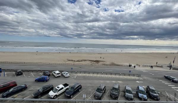 $2500.00 / 2br - 750ft2 - 315 Ocean Boulevard, Unit 50663931790587395122