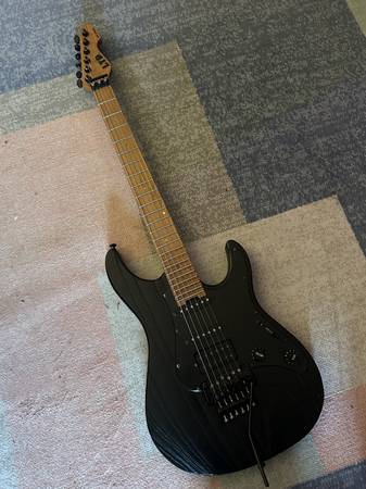 ESP LTD SN-10000FR Snapper Black Blast 1