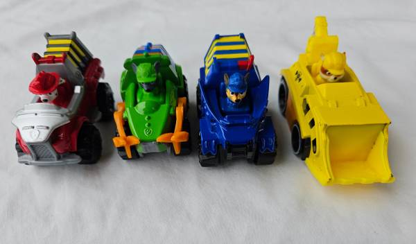 Paw Patrol Lote Clásico de 4 Vehículos de Juguete Coleccionables de Metal Fundido - $15 (Tacoma)63470645678979122