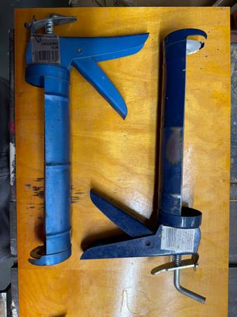 Caulking guns 1