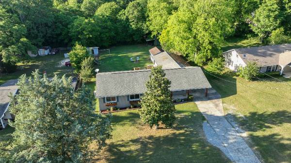 $2300.00 / 4br - 2480ft2 - Spacious 4 Bed, 3 Bath Single Family Home in Phenix City, AL - $2400/m63663820332035121