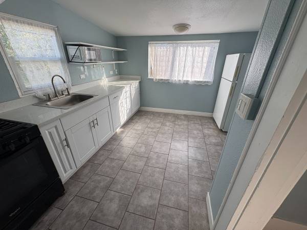 $950 / 1br - 500ft2 - Hermoso departamento de una habitación en alquiler – Entrada privada (san jose downtown)63879906051841124