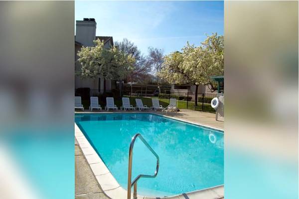 $1,749 / 1br - 718ft2 - Offering 6 Weeks Free!! Schedule an Appt Today! (pittsburg / antioch)63935453749890123