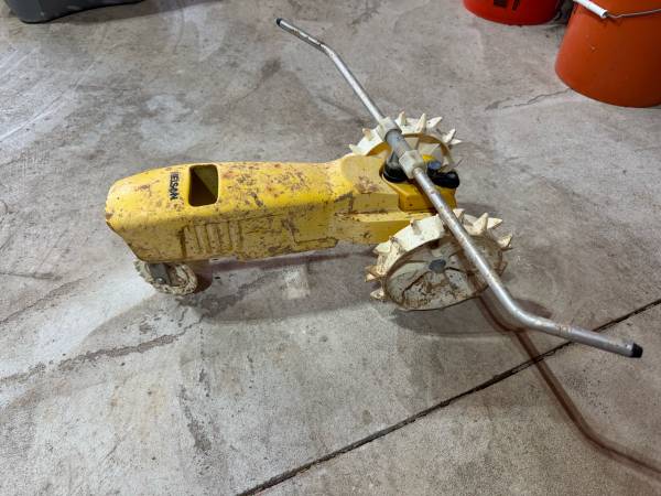 Lawn Sprinkler tractor 1