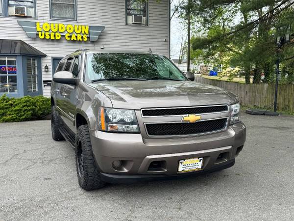 2013 CHEVROLET SUBURBAN (4x4/Low 80k Miles/1-Owner/NEW VA INSPECTION) - $15,999 (Leesburg)63616569628545122