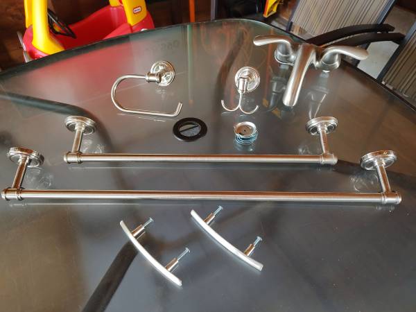 Bathroom hardware 1