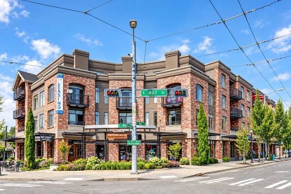 BBQ Area, Controlled Access/Gated, Bike Racks, Studio, $1,000 Free! 1