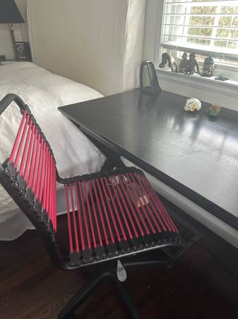 Bungee Office Chair 1