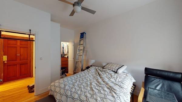 $2,600 / 1br - 550ft2 - Ideal Back Bay Home (Boston)63912517501570121