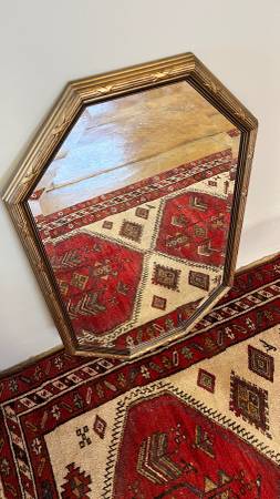 Mid century Hollywood regency gold leaf mirror 1