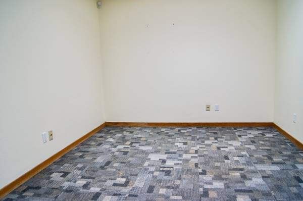 $600 / 160ft2 - Professional Offices for Sublease64213534154499123